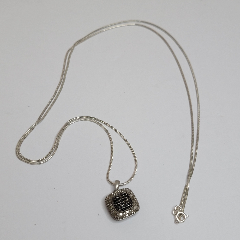 925 Sterling Silver Italy Pendant Necklace